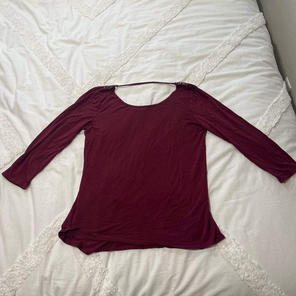 3/4 sleeve shirt